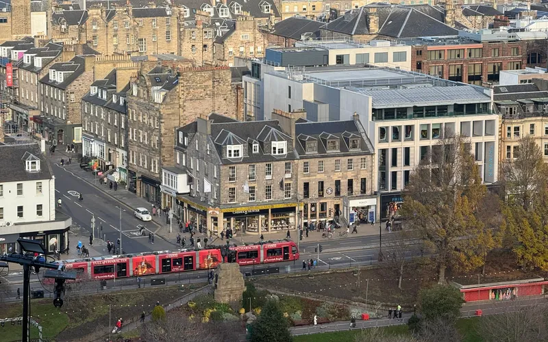 Edinburgh: A Brush with Medieval Ghosts