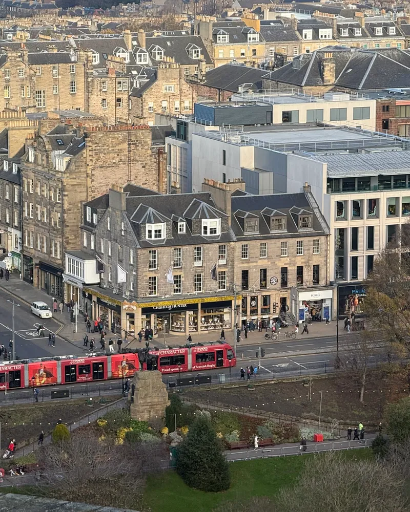 Edinburgh: A Brush with Medieval Ghosts