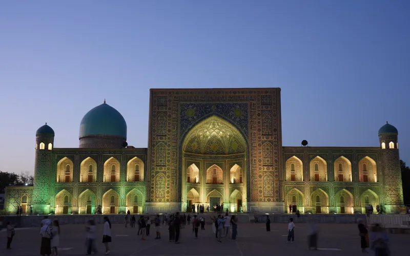 Azure Fragments: Tracing the Echoes of the Great Silk Road