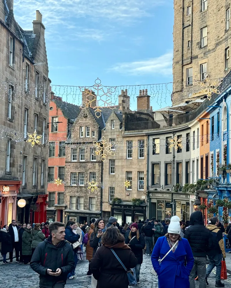 What to Eat in Edinburgh: 5 Must-Try Scottish Foods & Local Spots