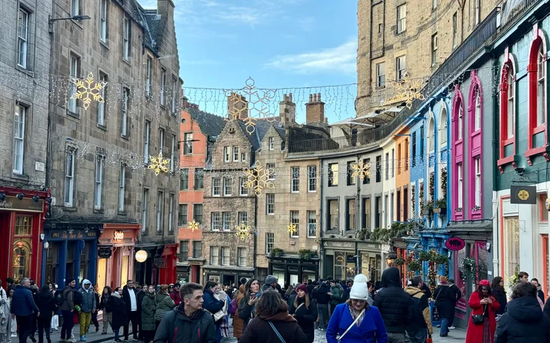 What to Eat in Edinburgh: 5 Must-Try Scottish Foods & Local Spots